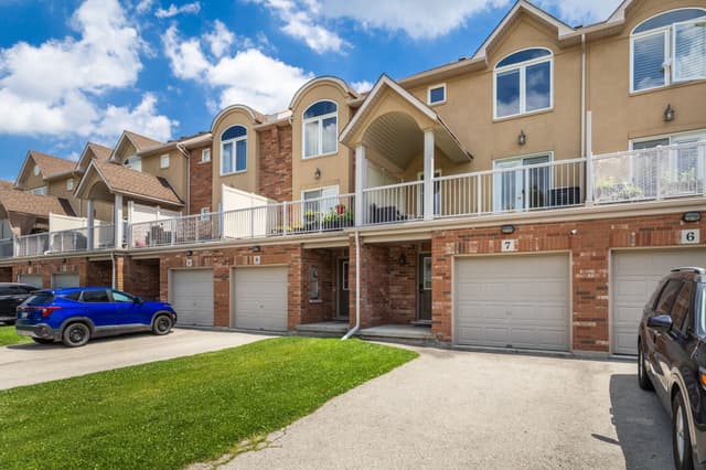 1253 Silvan Forest Dr. 7 Burlington On L7m 0b7