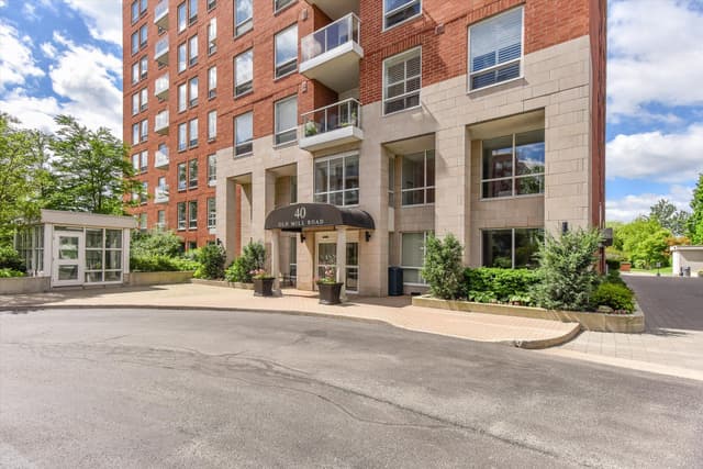 40 Old Mill Rd. 804 Oakville On L6j 7w2