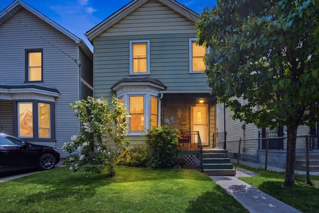 22 Cheever St. Hamilton On L8l 5r7