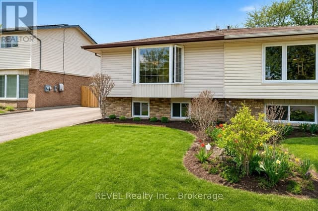 52 Bula Dr. Upper St Catharines On L2n 6r6