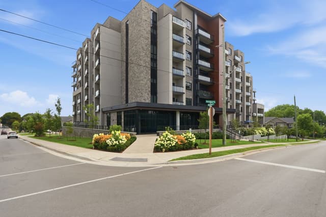 30 Hamilton St. S 101 Hamilton On L8b 1v8