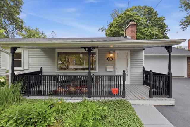1924 Balsam Ave. Mississauga On L5j 1l2