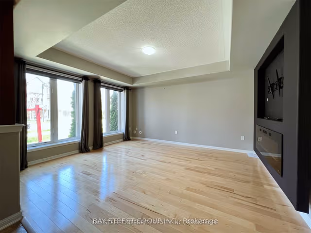 656 Holly Ave. Milton On L9t 0g3
