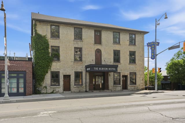 49 Norfolk St. B Guelph On N1h 4j1