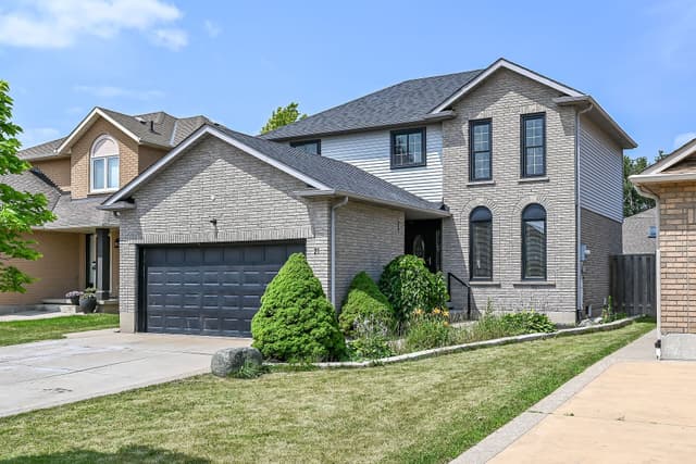 21 Springgarden Cres. Hamilton On L8j 2s5
