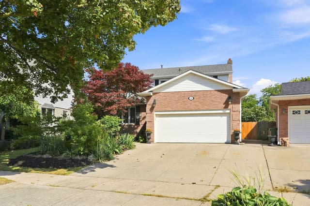 10 Acacia St. Hamilton On L8j 1v6