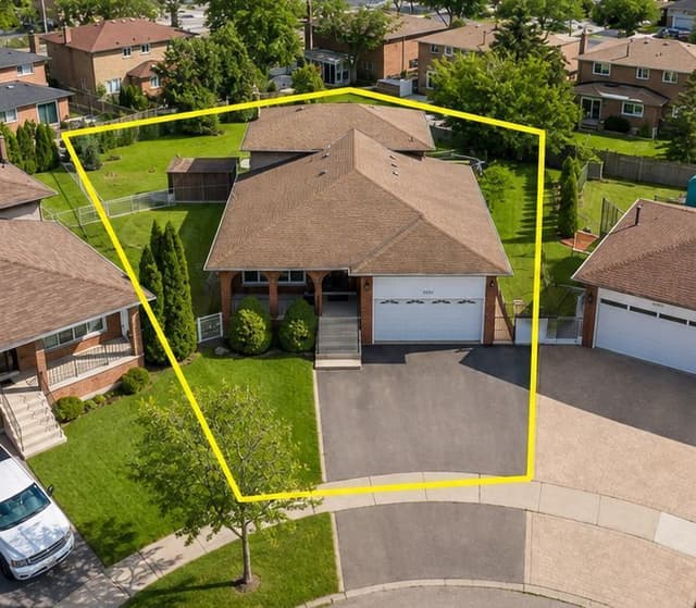 2531 Cynara Rd. Mississauga On L5b 2r5