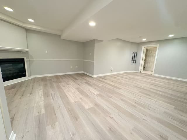 414 River Glen Blvd. Oakville On L6h 5x5