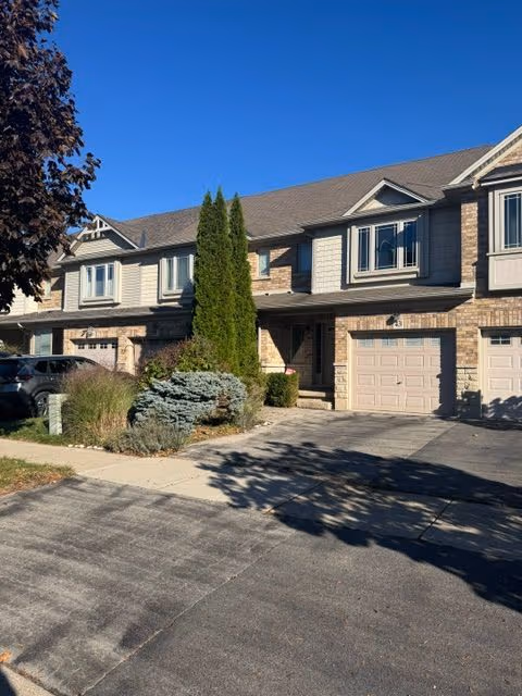 43 Hemlock Way Grimsby On L3m 0a8