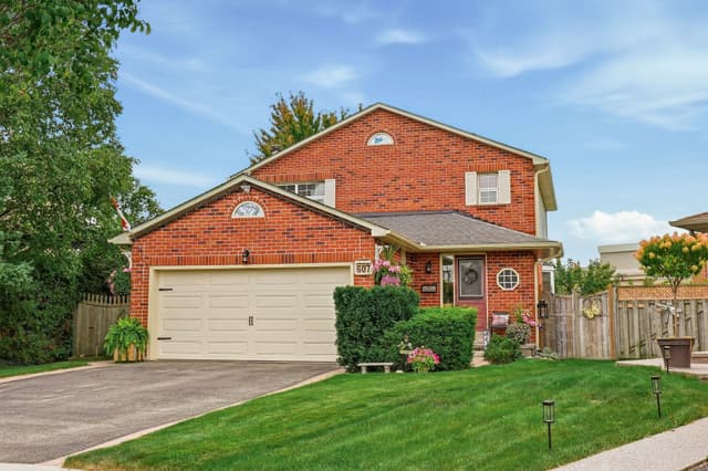 607 Clover Park Cres. Milton On L9t 4t7