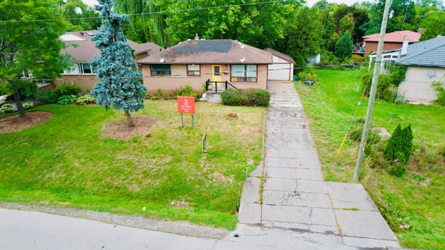 499 Valley Dr. N Oakville On L6l 4l9