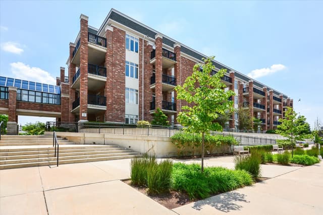 65 Bayberry Dr. 401 Guelph On N1g 5k9