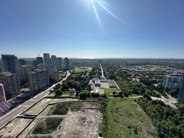 2 Erskine Rd. 3204 Mississauga On L5b 0s1