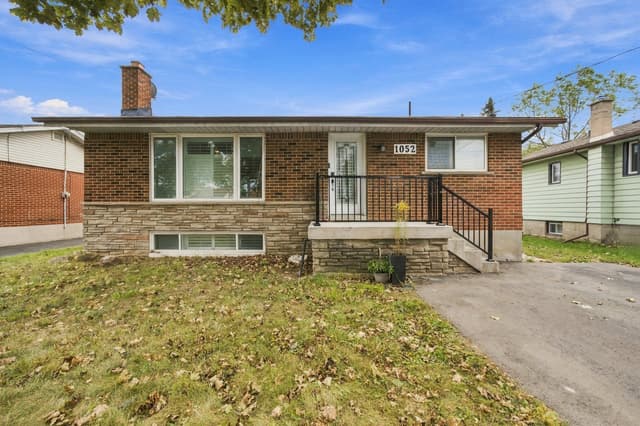 1052 Fennell Ave. E Lower Hamilton On L8t 1r6