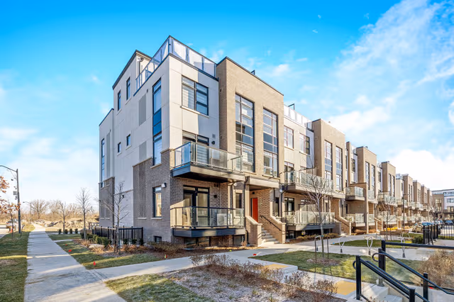 1573 Rose Way 111 Milton On L9e 1n4