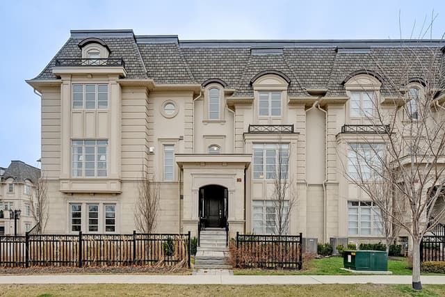 210 Dorval Dr. Oakville On L6k 0g5