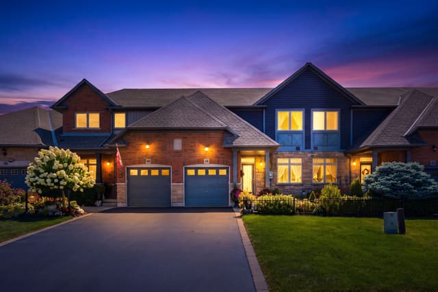 44 Conrad Pl. Grimsby On L3m 5s5