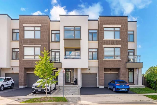 197 Fowley Dr. Oakville On L6h 0p3