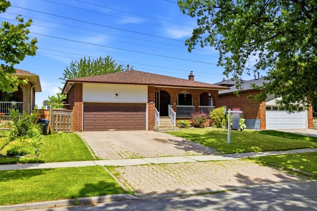 1199 Melton Dr. Mississauga On L4y 4a9