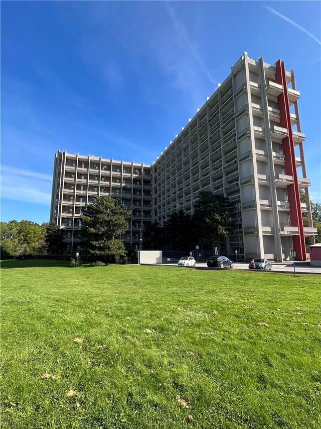 350 Quigley Rd. 236 Hamilton On L8k 5n2