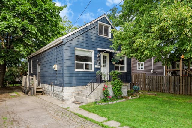 703 Brighton Ave. Hamilton On L8h 6h5