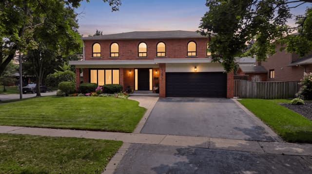 1677 Sherwood Forrest Circle Mississauga On L5k 2g8