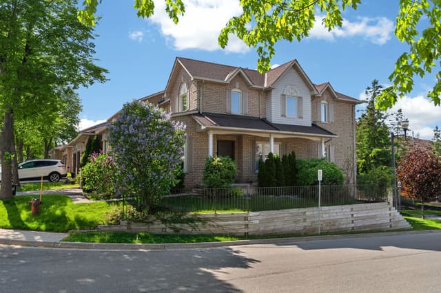11 Pirie Dr. 19 Hamilton On L9h 6z6