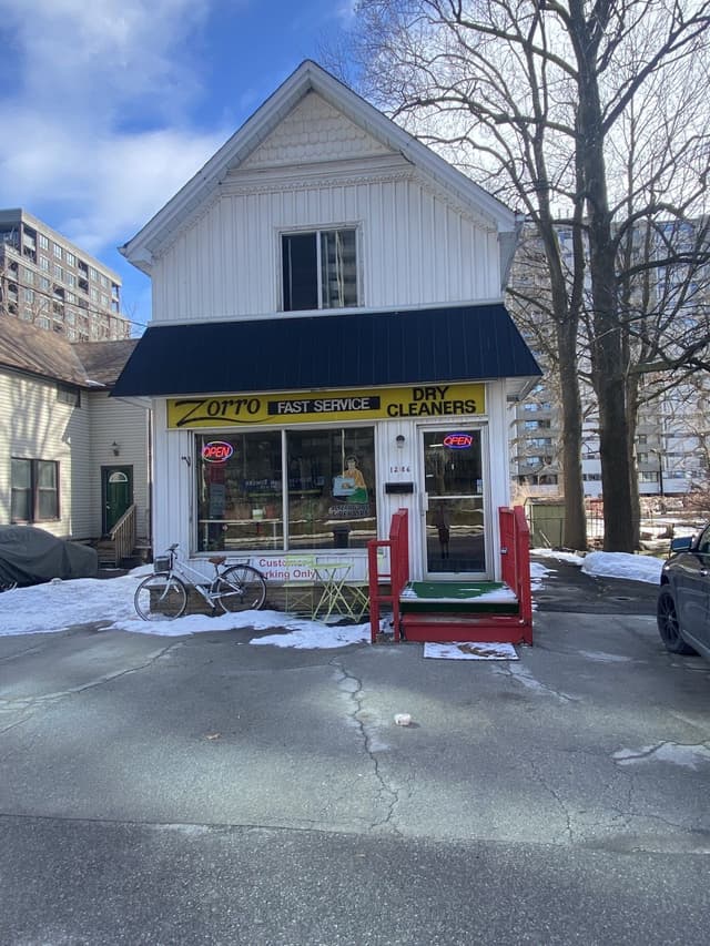 1286 Ontario St. Burlington On L7s 1e8
