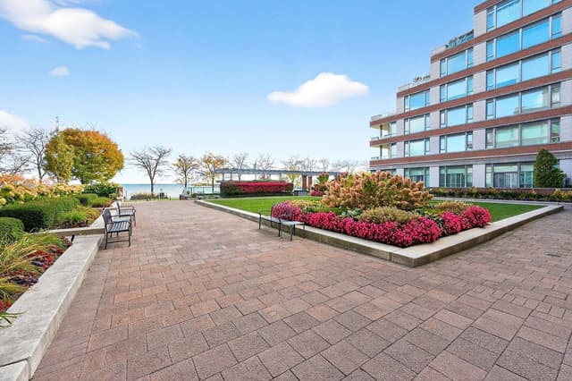 65 Port St. E 503 Mississauga On L5g 4v3