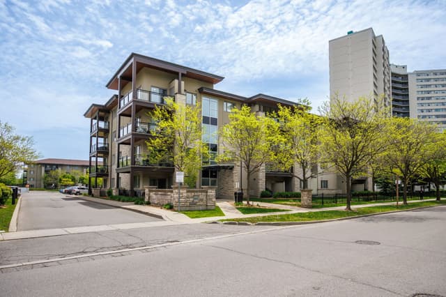 570 Lolita Gardens 401 Mississauga On L5a 0a1