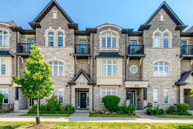 2289 Khalsa Gate Oakville On L6m 1p4