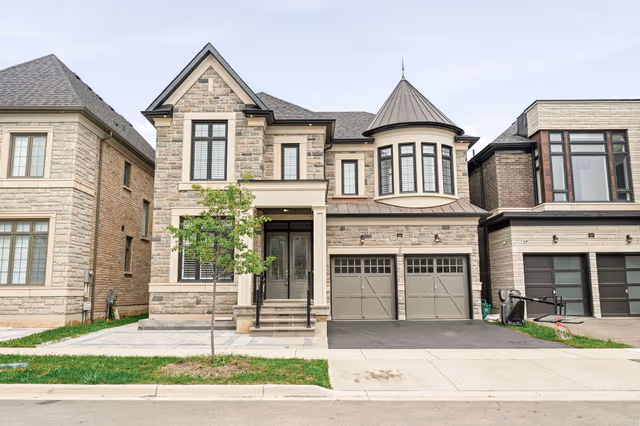 1221 Ironbridge Rd. Oakville On L6m 5m5