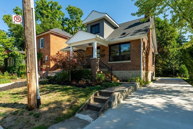 493 Crosby Ave. Burlington On L7r 2r6
