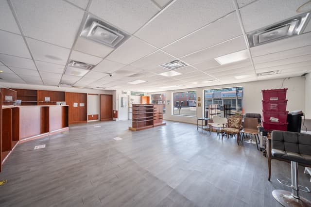 525 Concession St. A Hamilton On L8v 1a7