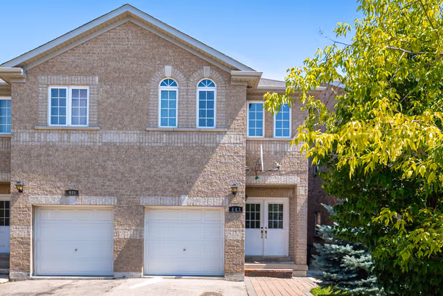443 Comiskey Cres. Mississauga On L5w 0c7