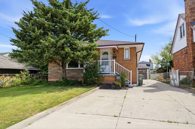 330 Waverly St. Hamilton On L8h 6p9