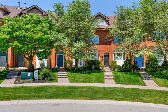 68 Tradewind Dr. Oakville On L6l 6k8