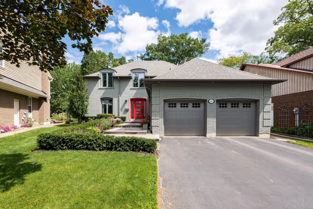 2267 Cedarberry Ct. Oakville On L6j 6e5
