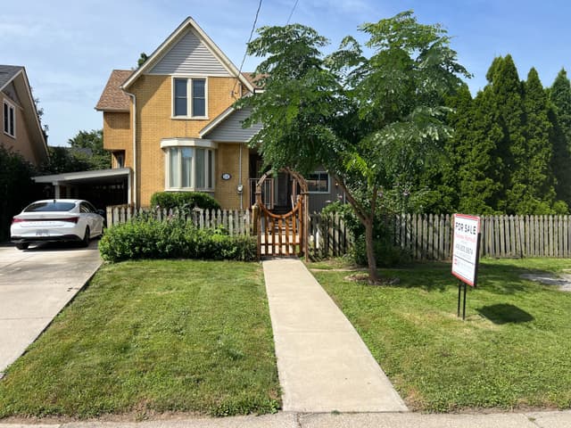 141 York St. St Catharines On L2r 6e8