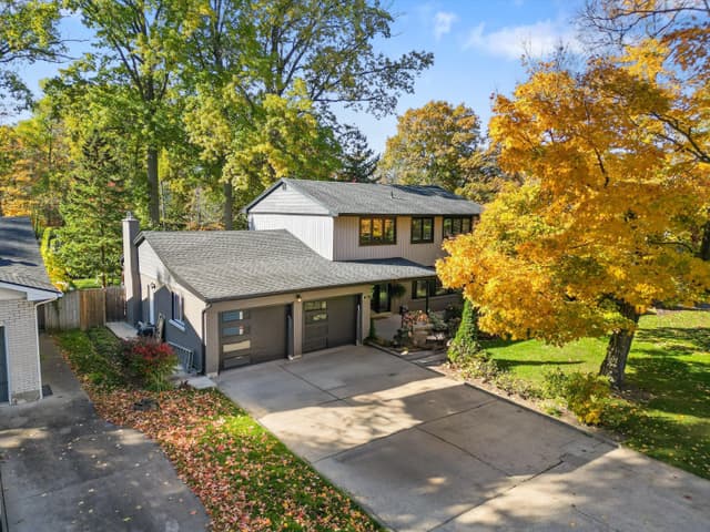 16 Briarfield Cres. St Catharines On L2t 3t5
