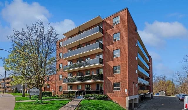 2373 King St. E 26 Hamilton On L8k 1x9