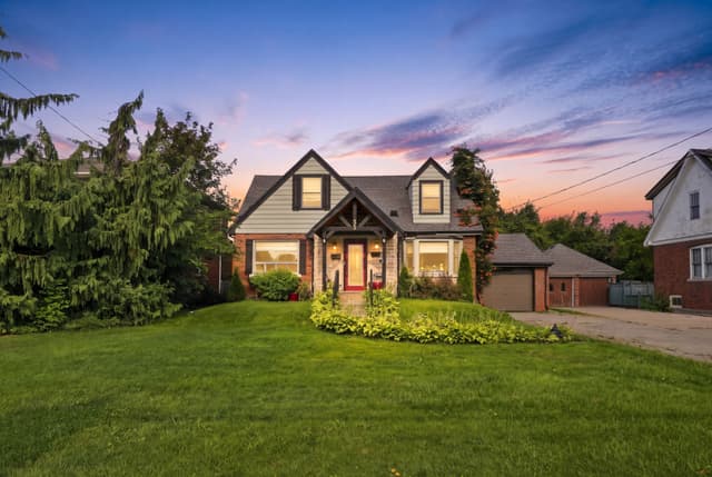 35 Centennial Pkwy. S Hamilton On L8g 2c1