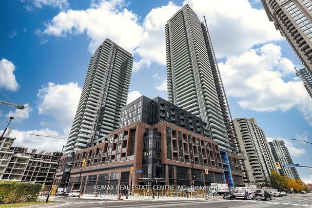 430 Square One Dr. 703 Mississauga On L5b 0l6