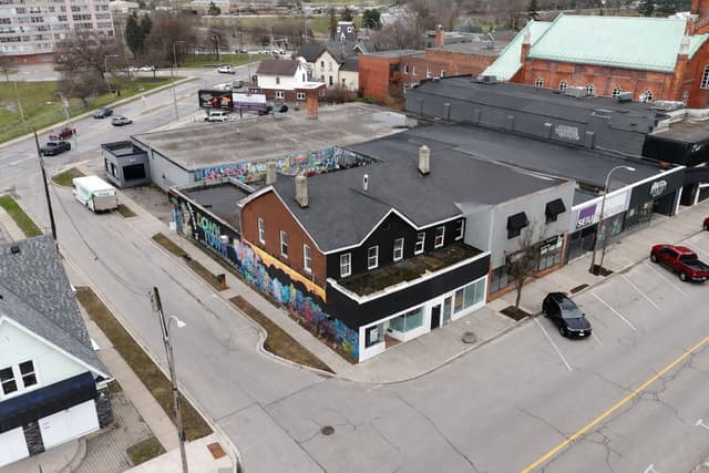 412 St Paul St. St Catharines On L2r 3n2