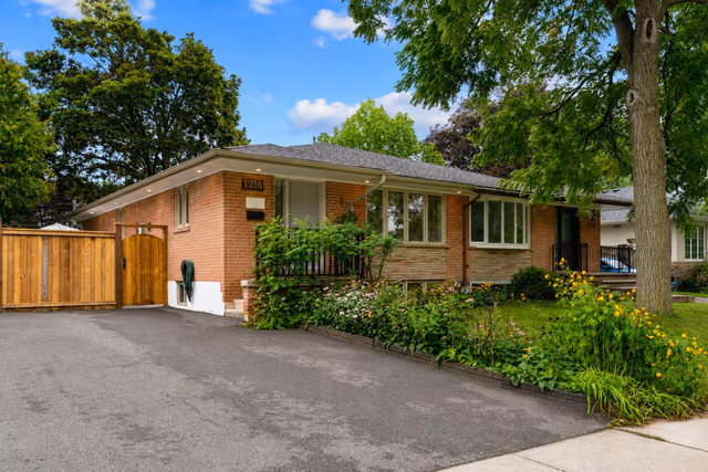 1218 Grange Rd. Oakville On L6h 1p7