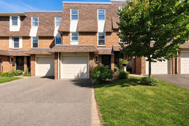 30 Heslop Rd. 36 Milton On L9t 1b3