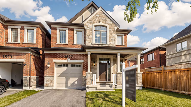 1527 Varelas Passage Oakville On L6h 3s2