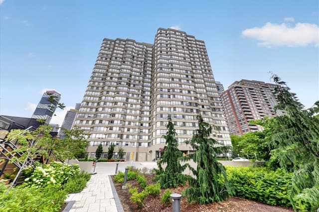 3605 Kariya Dr. 907 Mississauga On L5b 3j4