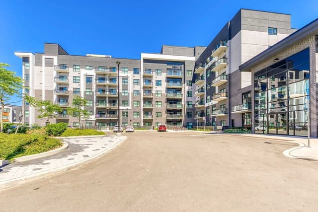 102 Grovewood Common 232 Oakville On L6h 0x2