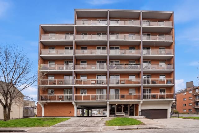 30 Summit Ave. 303 Hamilton On L8v 2r8
